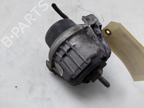Used Engine mount BMW 3 Convertible (E93) 320 i (170 hp) 29743860