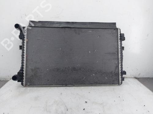 Used Water radiator VW GOLF VIII (CD1, DA1) 1.5 eTSI (150 hp) 30932217