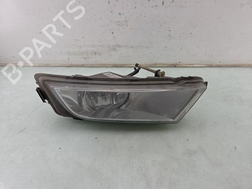 right-front-fog-light-skoda-octavia-iii-combi-5e5-5e6-2012-2013-2014-2015-2016-2017-2018-2019-2020-28358253 main image
