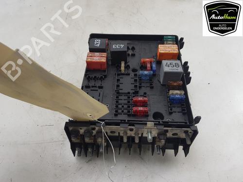 Used Fuse box VW TOURAN (1T1, 1T2) 1.6 FSI (115 hp) 15937830