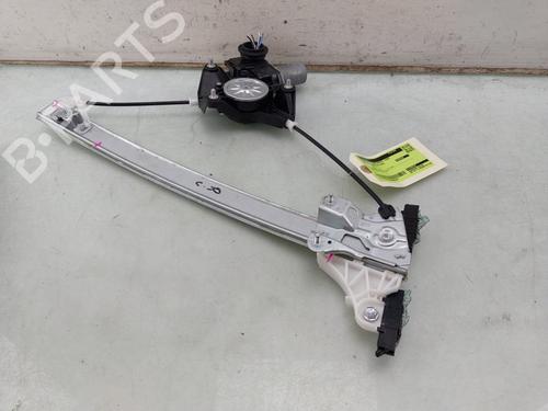 Elevalunas delantero derecho Elevalunas delantero derecho TOYOTA YARIS CROSS (MXP_) 1.5 Hybrid (MXPJ10) (116 hp) 37463047 37463047