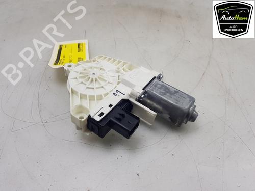 Elektronische module TESLA MODEL Y (5YJY) EV (261 hp) 29061815