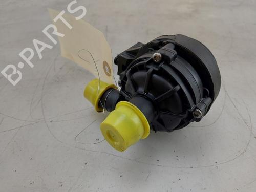 Used Auxiliary water pump VW GOLF VIII Variant (CG5, DB5) 2.0 TDI (150 hp) 29750325