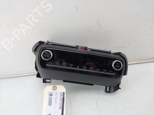Commande Chauffage TOYOTA YARIS (_P21_, _PA1_, _PH1_) 1.5 Hybrid (MXPH10, MXPH11) (116 hp) 27498965