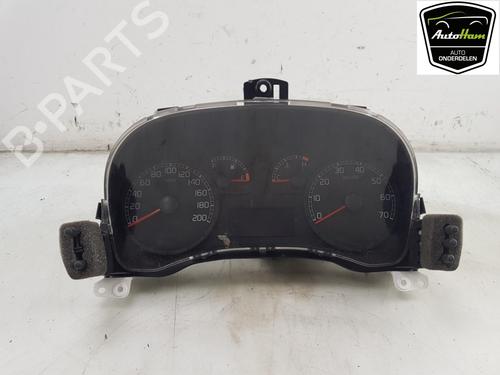 Used Instrument cluster Instrument cluster FIAT DOBLO Box Body/MPV (223_) 1.3 JTD 16V Multijet (84 hp) 17152449 17152449