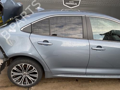 Used Right rear door TOYOTA COROLLA Saloon (_E21_) 1.8 VVTi Hybrid (126 hp) 30143702