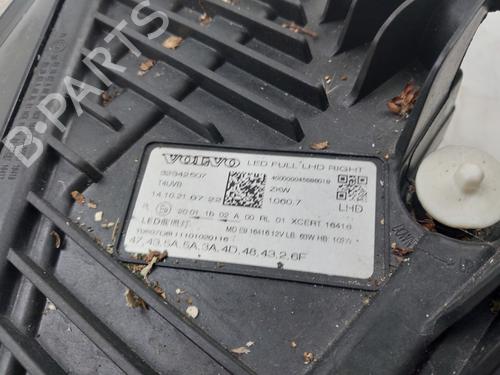 Right headlight VOLVO XC60 II (246) T8 Hybrid AWD | BP30121755C29