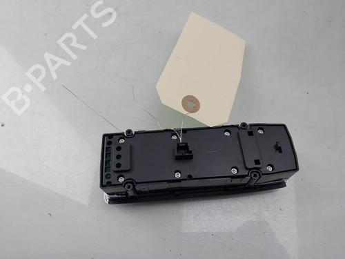 Switch MERCEDES-BENZ C-CLASS (W204) C 180 CGI (204.049) | BP30509848I30