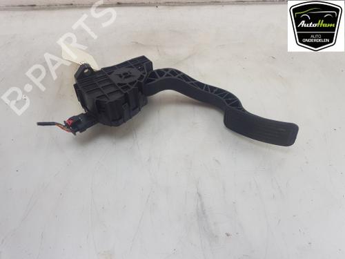 Used Pedal Pedal TESLA MODEL 3 (5YJ3) EV AWD (351 hp) 29061936 29061936