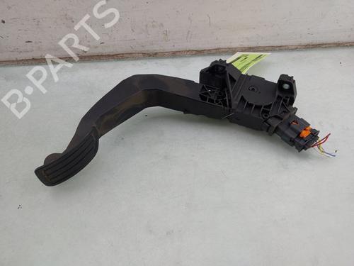 Used Pedal Pedal 38046176 38046176
