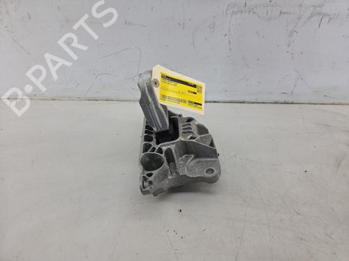 Supporto cambio Supporto cambio PEUGEOT 208 II (UB_, UP_, UW_, UJ_) 1.2 Hybrid 100 (101 hp) 37232029 37232029