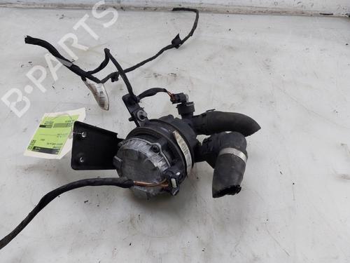Used Auxiliary water pump MERCEDES-BENZ GLC (X253) 250 4-matic (253.946) (211 hp) 30610771