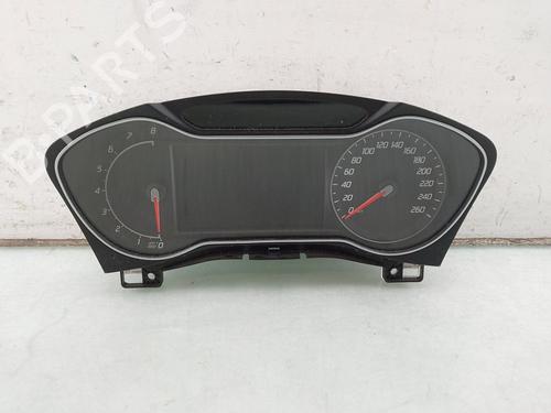 Used Instrument cluster Instrument cluster 39450072 39450072