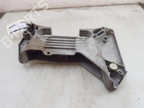 Used Gearbox mount Gearbox mount BMW 3 Touring (G21, G81) 318 i (156 hp) 24316927 24316927