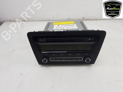 Used Radio SKODA RAPID Spaceback (NH1) 1.2 TSI (86 hp) 19667293