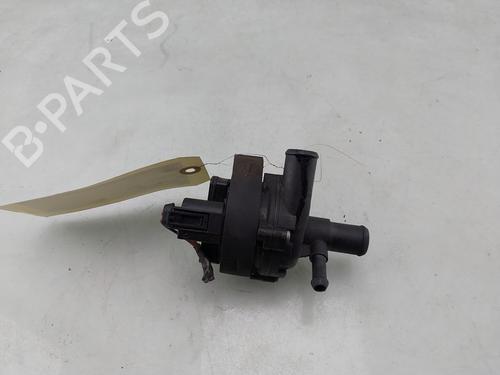 Used Auxiliary water pump MERCEDES-BENZ C-CLASS (W204) C 180 CGI (204.049) (156 hp) 28715787