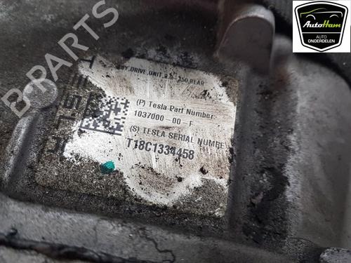 Andre TESLA MODEL S (5YJS) 75D AWD | BP17121929O1 