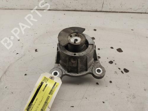 Used Engine mount Engine mount MERCEDES-BENZ VITO Tourer (W447) 114 CDI (447.701, 447.703, 447.705) (136 hp) 40503978 40503978