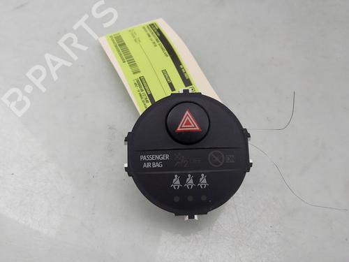 warning-switch-toyota-yaris-_p13_-2010-2011-2012-2013-2014-2015-2016-2017-2018-2019-2020-32229192 main image