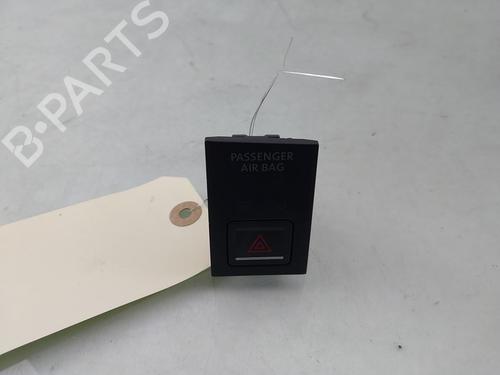 Used Warning switch VW GOLF VII (5G1, BQ1, BE1, BE2) 1.4 GTE Hybrid (204 hp) 30388342