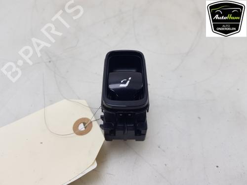 switch-mercedes-benz-c-class-w206-c-300-206046-a2069054800-2021-18571169 main image