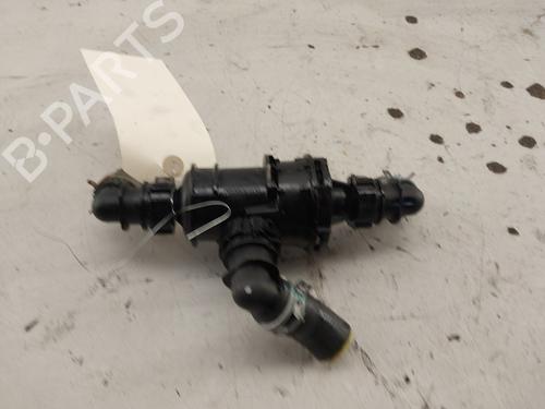Used Thermostat housing Thermostat housing 39562121 39562121