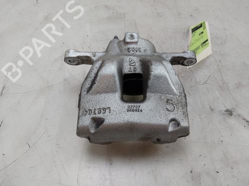 Used Right front brake caliper Right front brake caliper TOYOTA YARIS CROSS (MXP_) 1.5 Hybrid (MXPJ10) (116 hp) 32721209 32721209