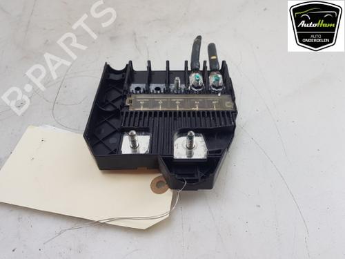 Used Fuse box Fuse box OPEL MOKKA MOKKA-e (76) (136 hp) 19772475 19772475