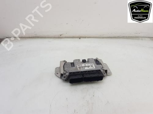 Used Engine control unit (ECU) Engine control unit (ECU) 12040353 12040353