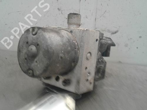 Used ABS pump FORD MONDEO III Turnier (BWY) 1.8 16V (110 hp) 12004769