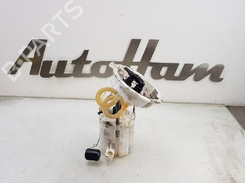 Used Fuel pump BMW 3 (F30, F80) 318 d (143 hp) 12019460