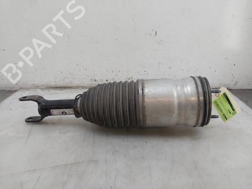 Used Right front shock absorber Right front shock absorber RAM 1500 Crew Cab Pickup (DT) 5.7 (401 hp) 31922850 31922850