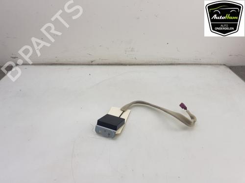 Used Antenna/Base Antenna/Base RENAULT CLIO V (B7_) 1.6 E-TECH 140 (B7MU) (140 hp) 13147850 13147850