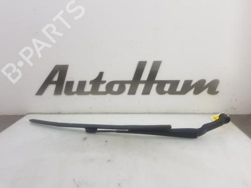 Used Front windshield wiper arm RENAULT KADJAR (HA_, HL_) 1.6 dCi 130 (HLA4) (130 hp) 13146095