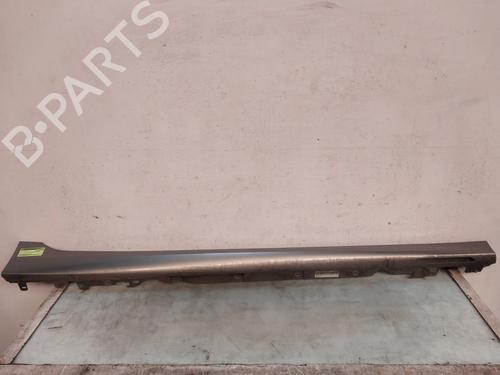 Sideskirt rechts Sideskirt rechts BMW 3 Touring (G21, G81) 330 i (258 hp) 35947539 35947539