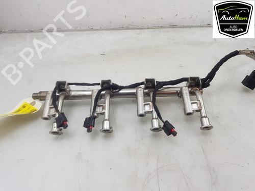 Used Injection rail FORD FOCUS III Turnier 1.5 EcoBoost (150 hp) 19693228