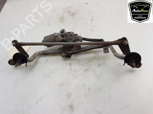 Used Front wipers mechanism TOYOTA VERSO (_R2_) 1.8 (ZGR21_, ZGR21R) (147 hp) 13104731