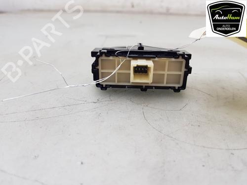 Switch TOYOTA COROLLA Estate (_E21_) 1.8 Hybrid (ZWE211W) | BP17985758I30 