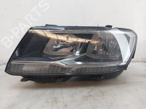 Used Left headlight VW TIGUAN (AD1, AX1) 1.4 TSI (125 hp) 31801592