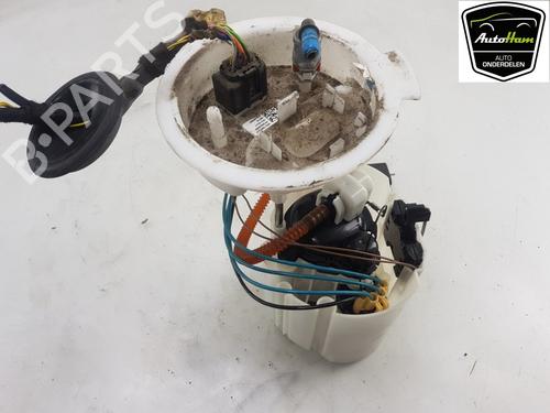 Used Fuel pump BMW X2 (F39) sDrive 20 i (192 hp) 16397774