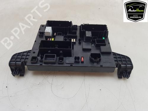 Used Fuse box Fuse box OPEL ASTRA J (P10) 1.4 Turbo (68) (140 hp) 20484987 20484987