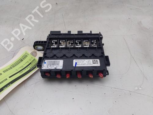 Used Fuse box Fuse box MERCEDES-BENZ CITAN Box Body/MPV (W420) eCITAN (420.693, 420.695) (122 hp) 33617443 33617443