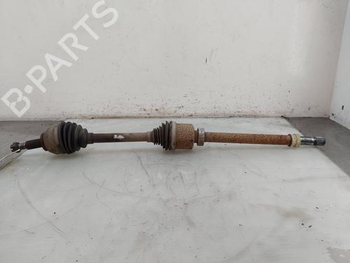 Transmisión delantera derecha RENAULT TRAFIC III Van (FG_) 2.0 dCi 120 (FGMN) (120 hp) 32133399