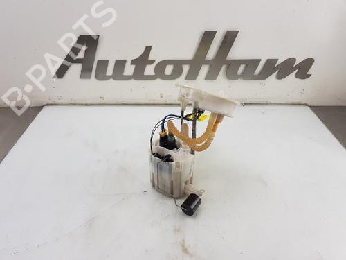 Used Fuel pump BMW 3 (F30, F80) 320 d (184 hp) 12019692