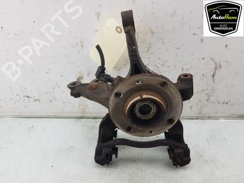 Used Left front steering knuckle OPEL CORSA F (P2JO) 1.2 (68) (75 hp) 17742519
