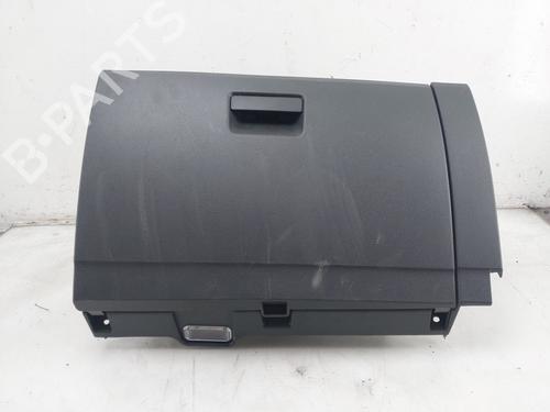 Used Glove box SEAT ARONA (KJ7, KJP) 1.0 TSI (95 hp) 30932230