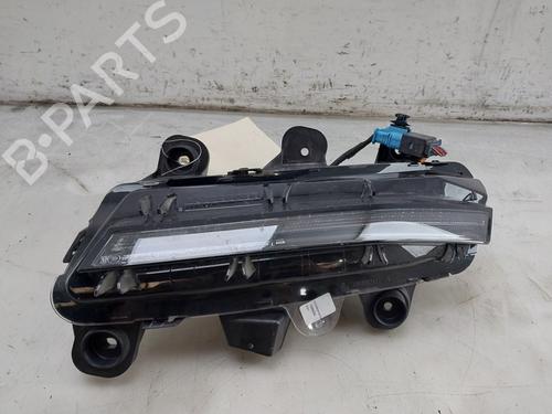 Used Right daytime light Right daytime light PEUGEOT 5008 II (MC_, MJ_, MR_, M4_) 1.2 Hybrid 136 (MRHPYC) (136 hp) 35752002 35752002