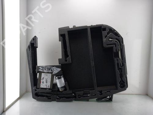 Used Jack Kit AUDI TT (FV3, FVP) 2.0 TFSI quattro (230 hp) 32520685