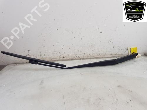 Used Front windshield wiper arm NISSAN LEAF (ZE1) Electric (218 hp) 18166975