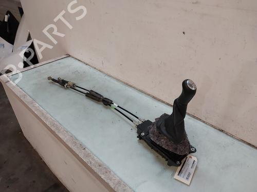 Used Gear lever DACIA SANDERO II TCe 90 LPG (B8M1) (90 hp) 28096343